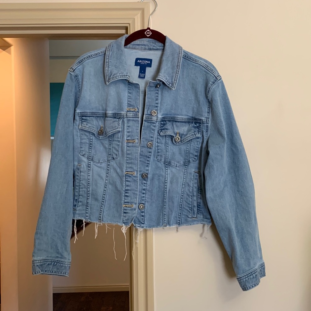 Arizona Jean Co - S jean denim jacket raw hem Like New!